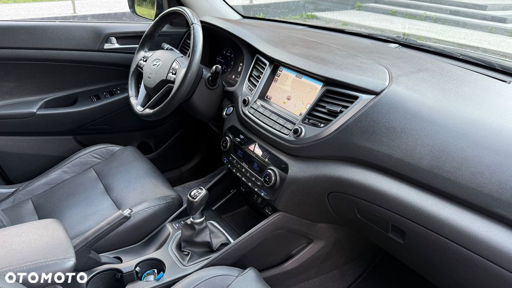 Hyundai Tucson - 8