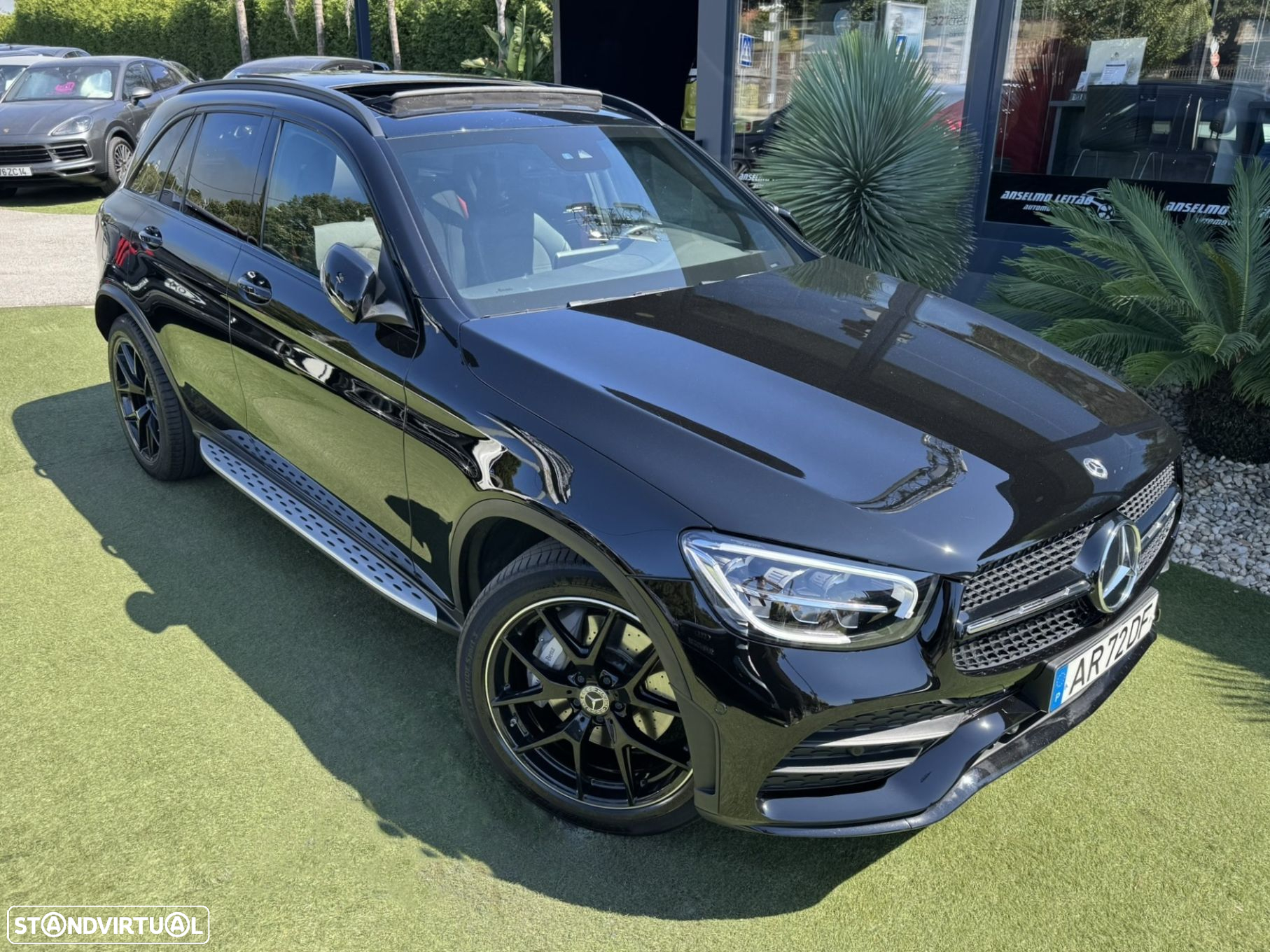 Mercedes-Benz GLC 300 e 4Matic - 11