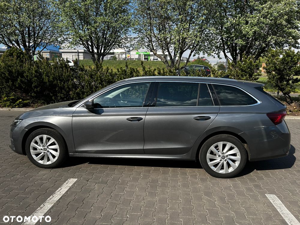 Skoda Octavia 2.0 TDI Selection DSG - 9