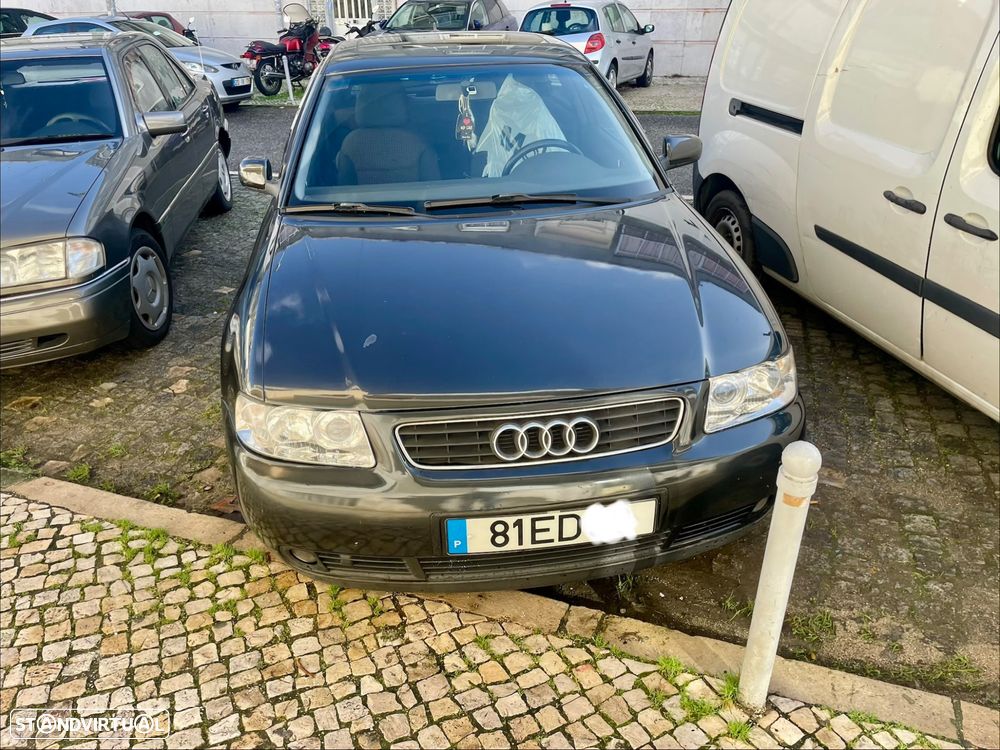 Audi A3 1.9 TDI Attraction - 1