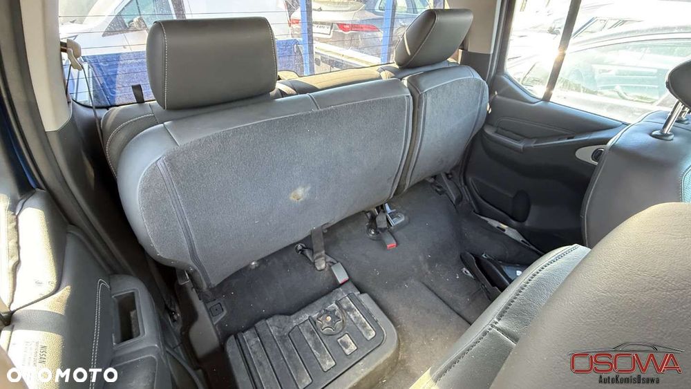 Nissan Navara 3.0 D V6 - 17