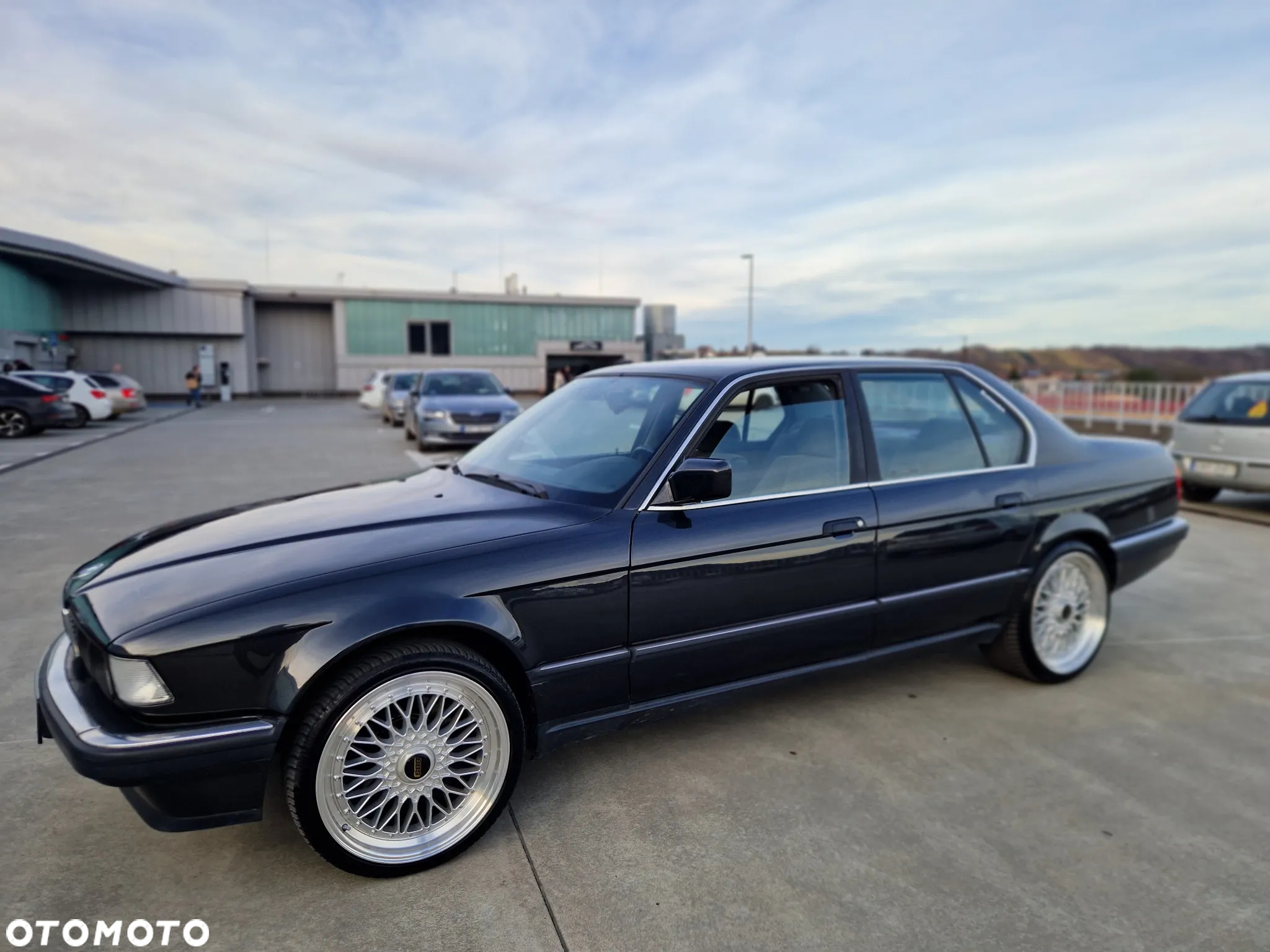 BMW Seria 7 - 36
