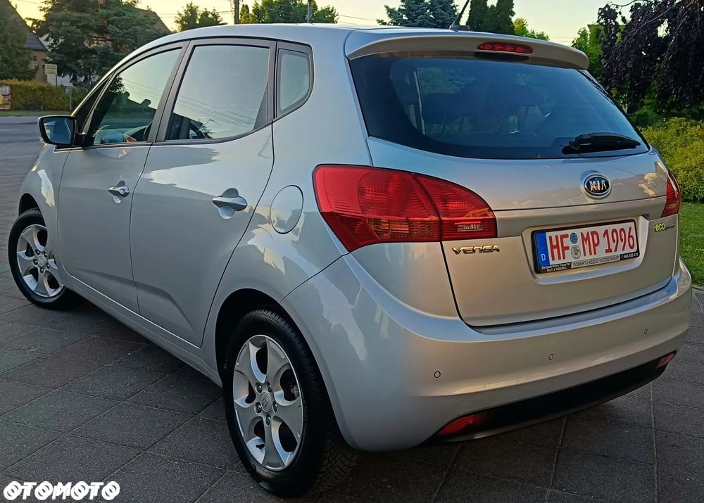 Kia Venga 1.4 CVVT Dream-Team Edition - 17