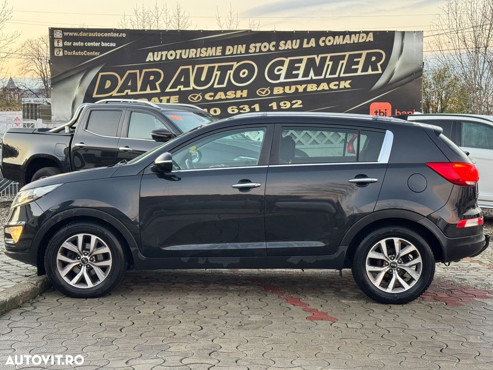 Kia Sportage 1.7 CRDI 2WD Dream-Team Edition - 6