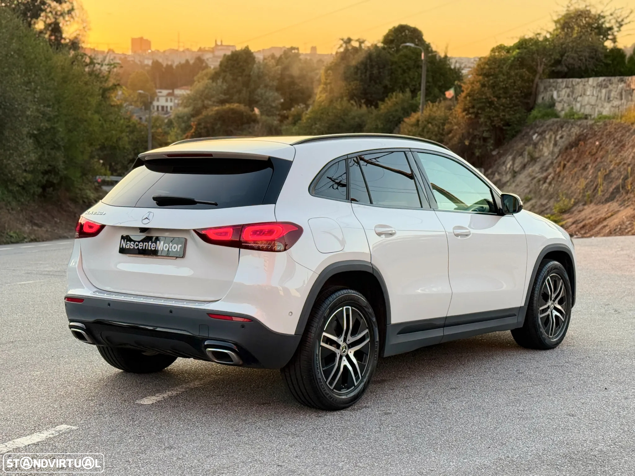 Mercedes-Benz GLA 250 e 8G-DCT Edition Plug-in-Hybrid - 17