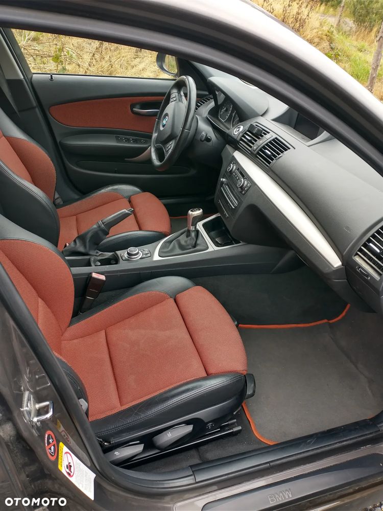 BMW Seria 1 120d - 12