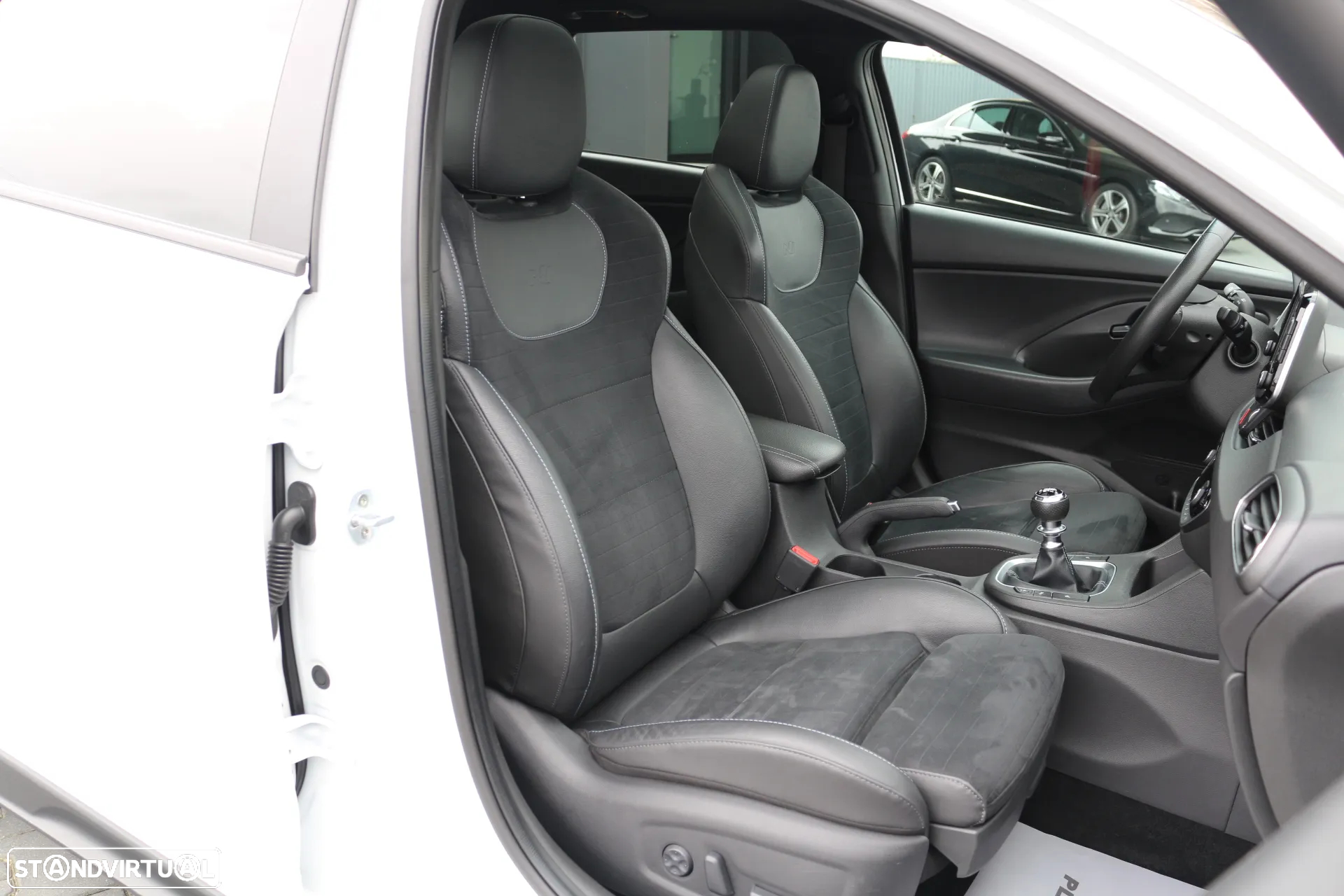 Hyundai i30 N 2.0 T-GDi Performance Pack - 26