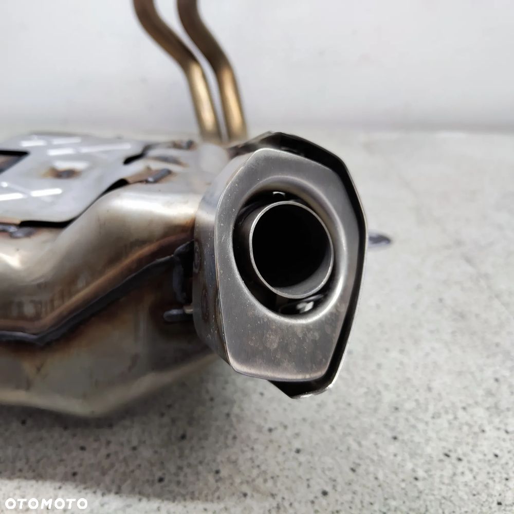 Tłumik, wydech, kolektor, osłona wydechu, tłumika Suzuki GSX-8S GSX8S GSX 8S - 17