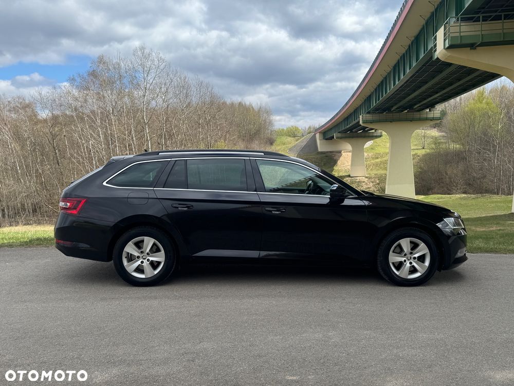 Skoda Superb 2.0 TDI Ambition - 9