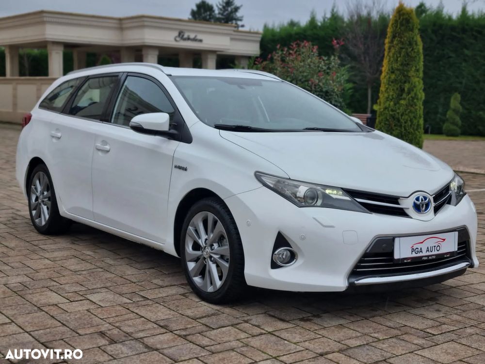 Toyota Auris 1.8 Hybrid Executive - 4