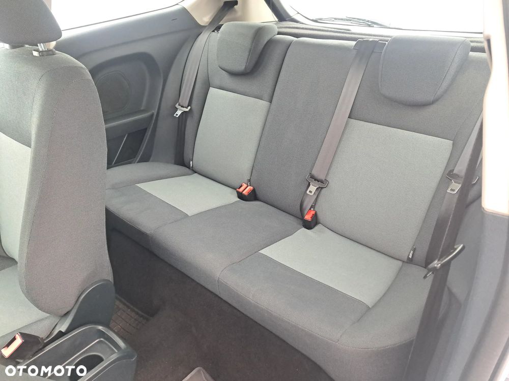 Ford Fiesta 1.25 Trend Edition - 35