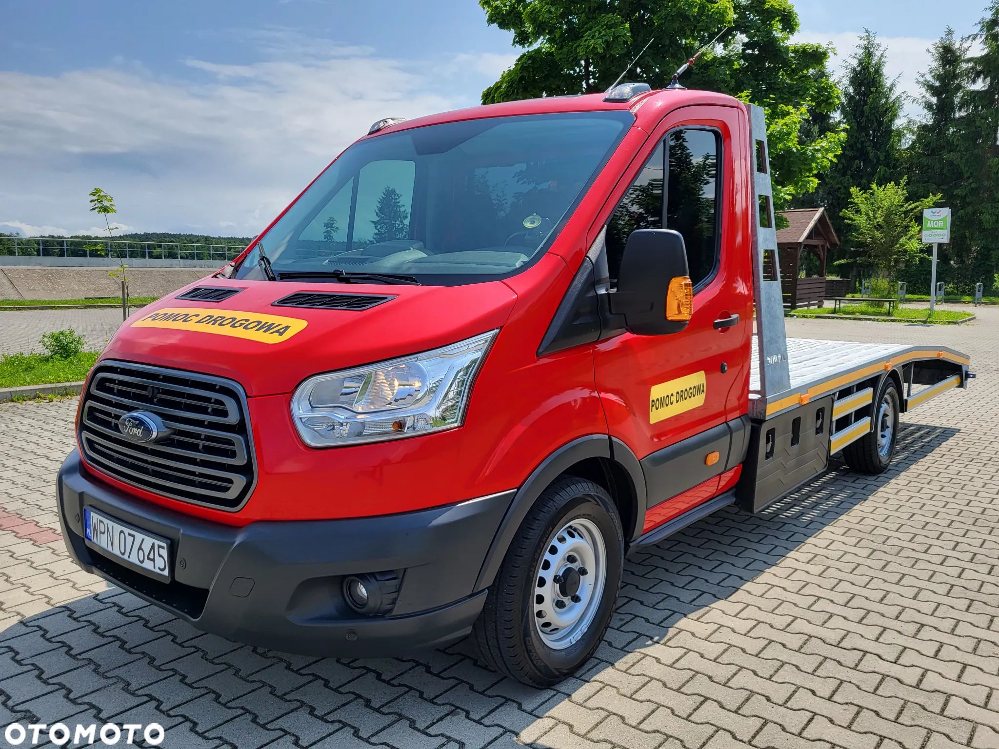 Ford Transit - 1