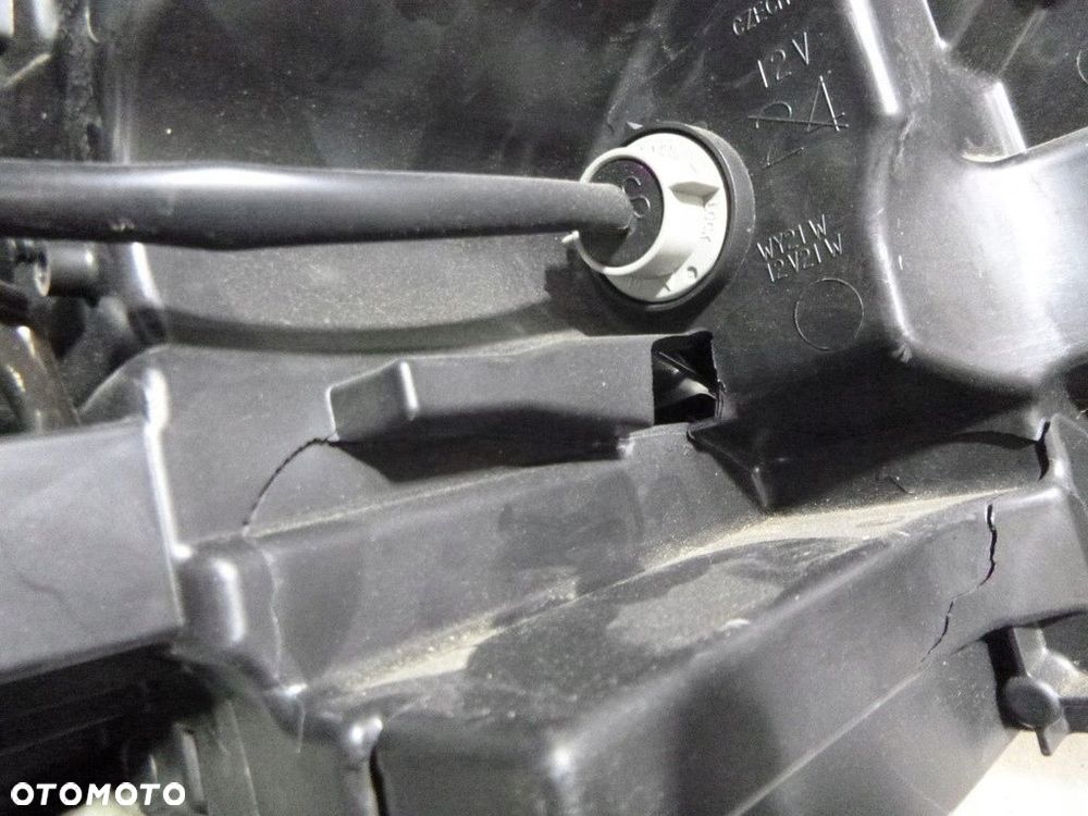 Nissan Qashqai Reflektor Lewy 100-8D02G - 7