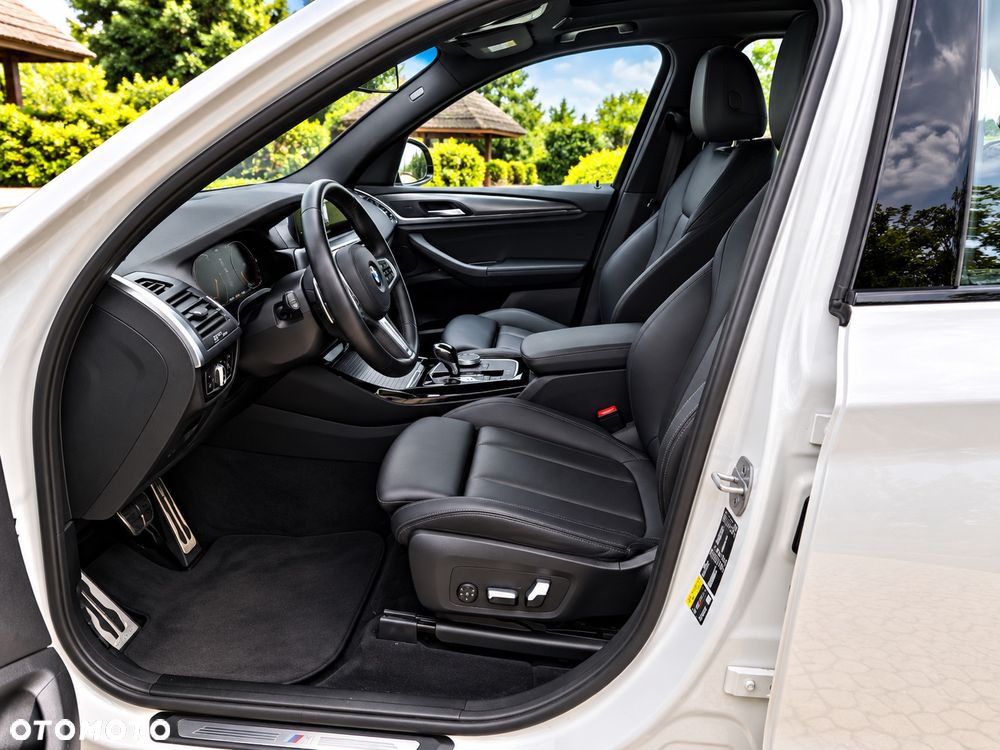 BMW X3 xDrive30e M Sport Edition - 12