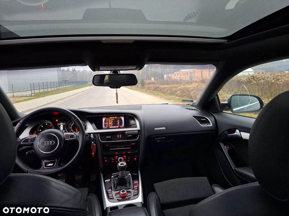 Audi A5 Coupé 2.0 TDI DPF quattro - 8