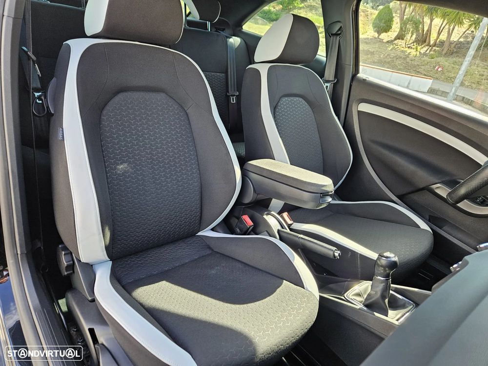 SEAT Ibiza SC 1.8 TSI Cupra - 13