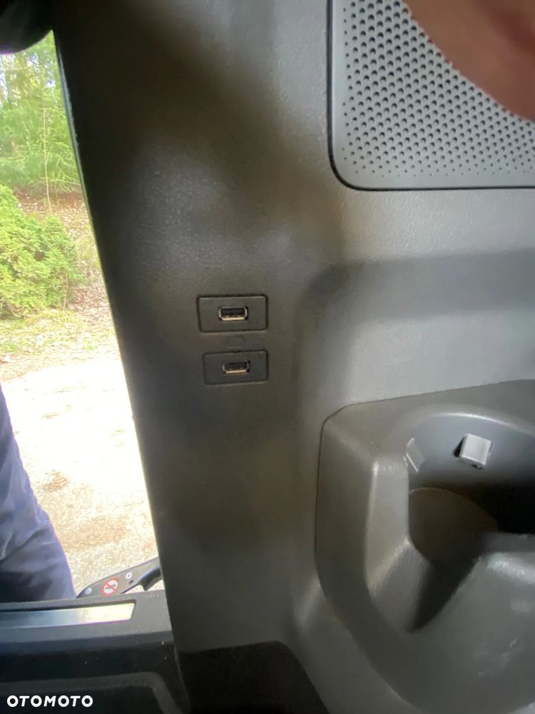 Ford Tourneo Custom 320 L1H1 VA Autm Titanium X - 19