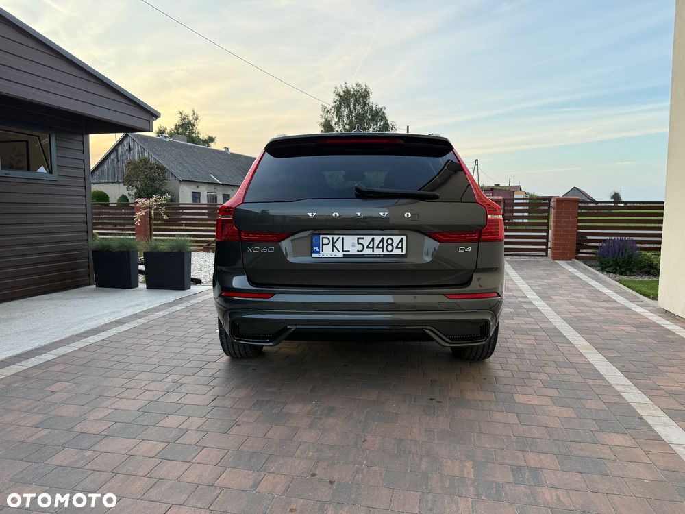 Volvo XC 60 B4 B R-Design - 8