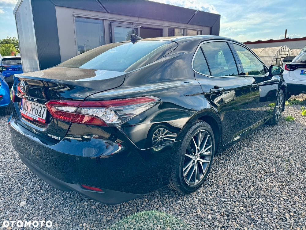 Toyota Camry 2.5 Hybrid Executive CVT - 2