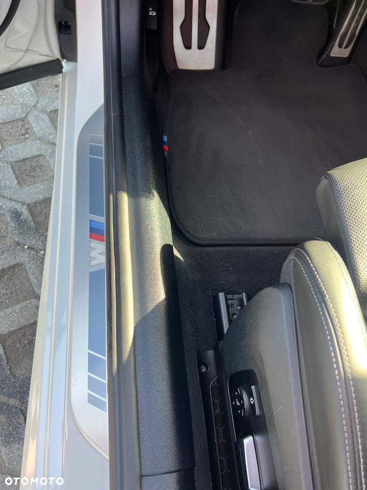 BMW Seria 8 - 21