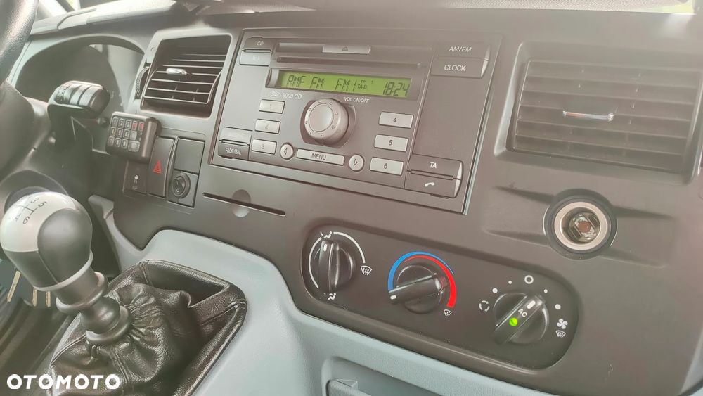 Ford Transit 7/osobowy /XGO - 34