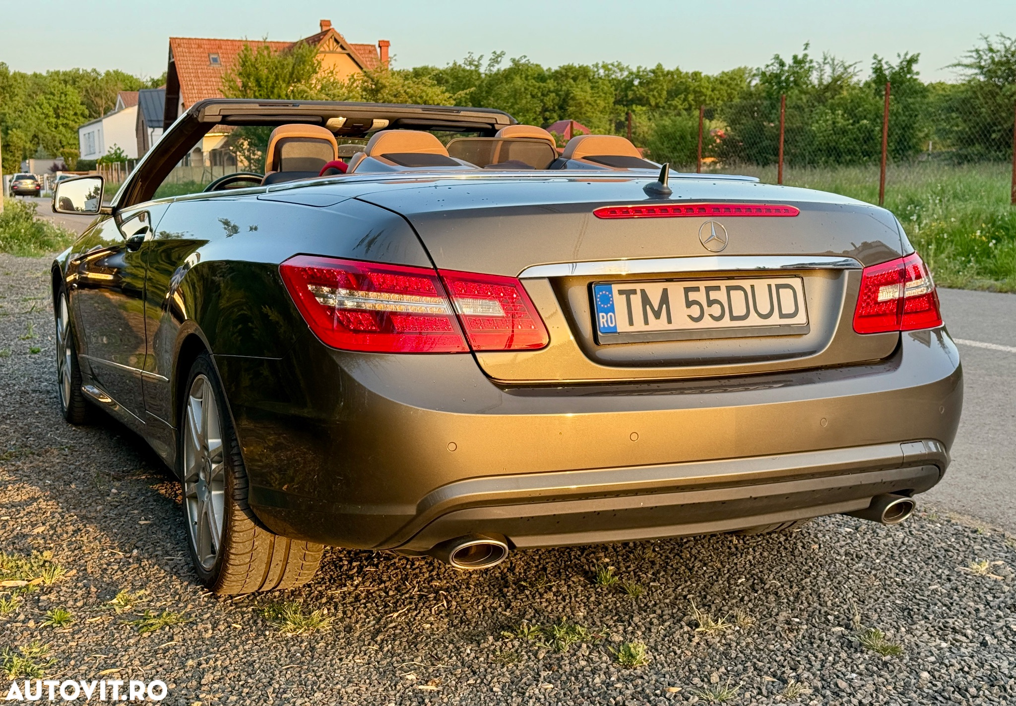 Mercedes-Benz E - 15