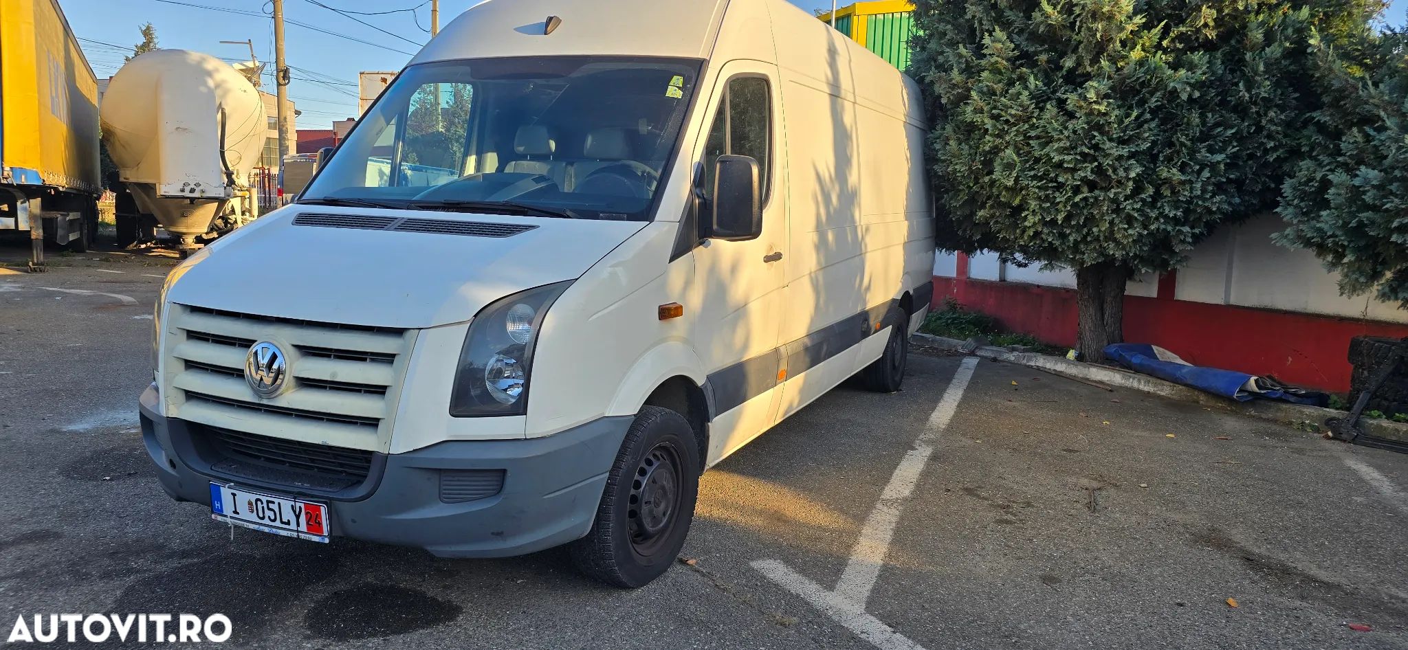 Volkswagen Crafter - 1
