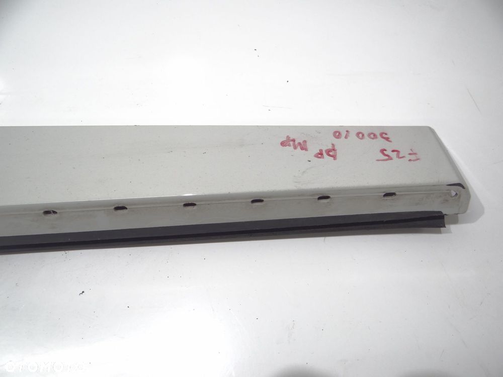 LISTWA DRZWI PRAWY PRZÓD BMW X3 F25 M PAKIET 8050448 300/0 - 12