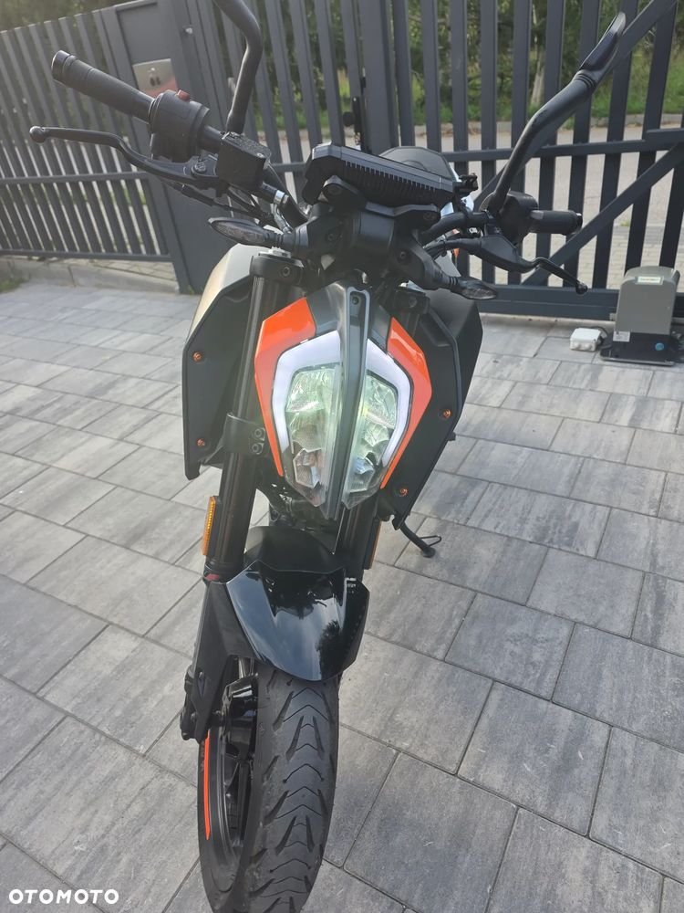 KTM Duke 125 - 1