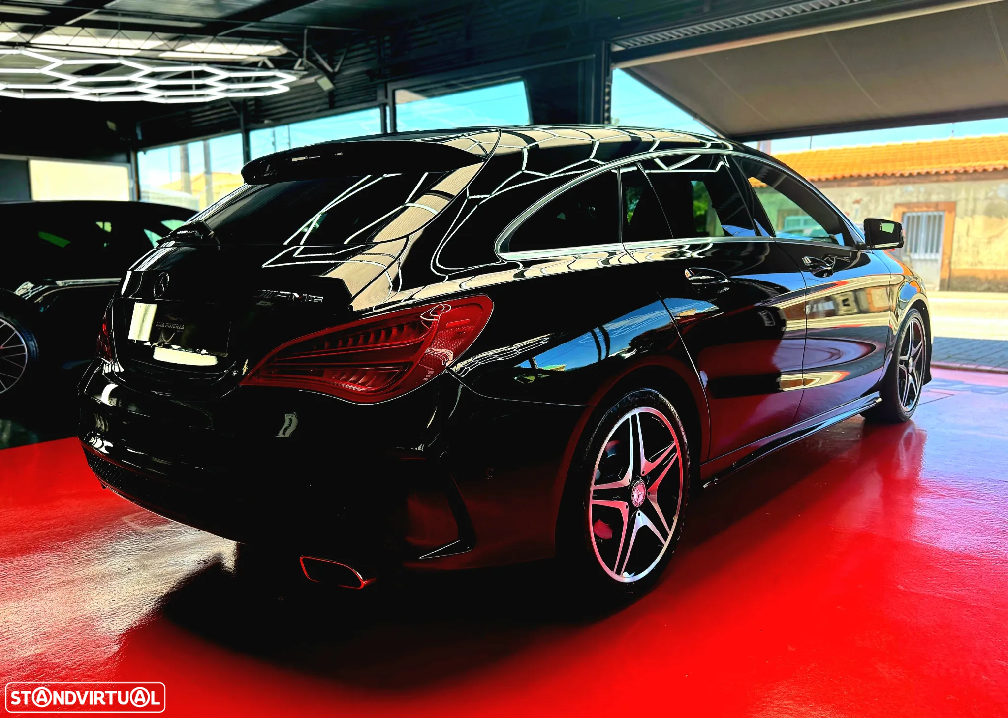 Mercedes-Benz CLA 180 d Shooting Brake AMG Line Aut. - 8