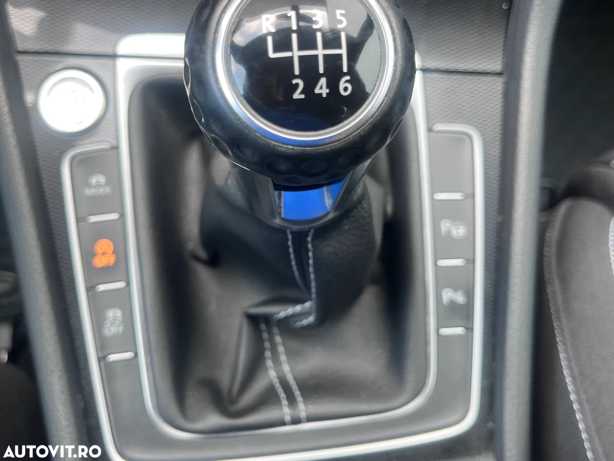 Volkswagen Golf 2.0 TDI GTD - 17