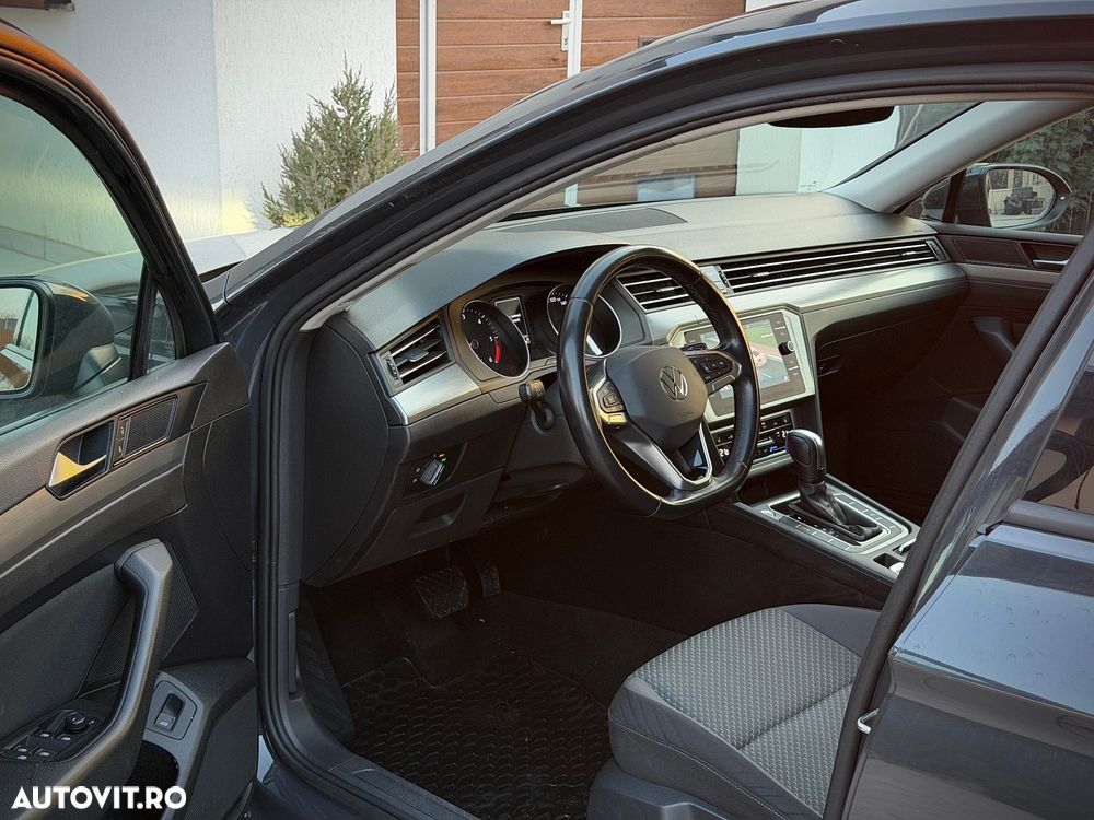 Volkswagen Passat 2.0 TDI SCR DSG Comfortline - 14