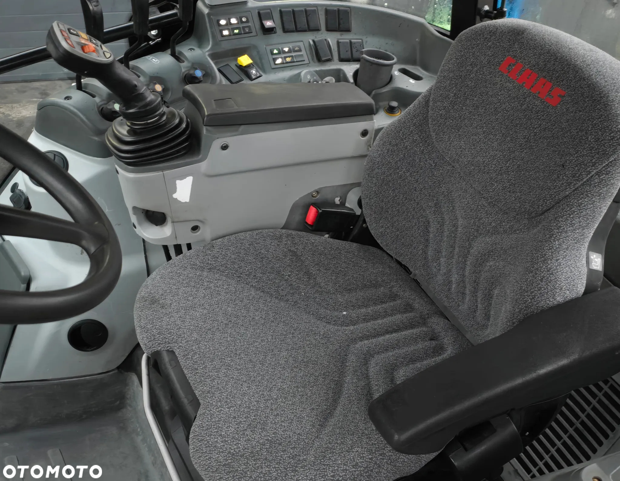 Claas Arion 430 - 9