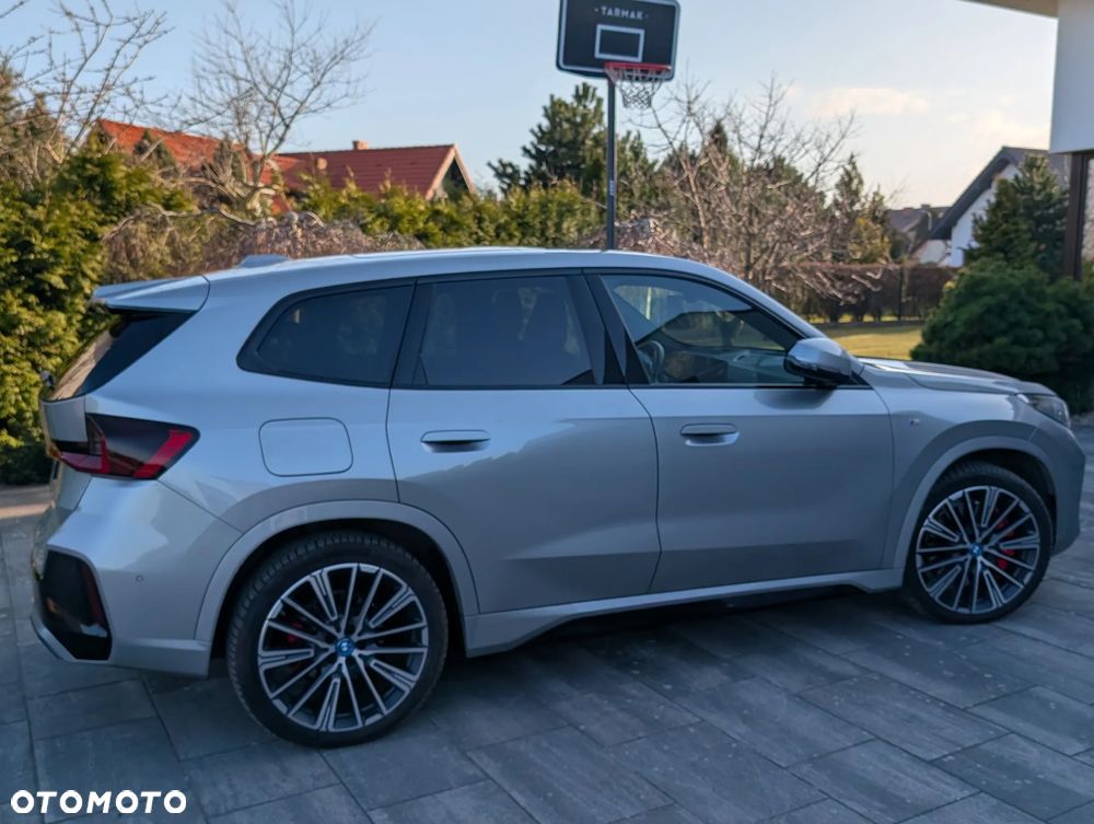 BMW iX1 xDrive30 66.5kWh M Sport - 10