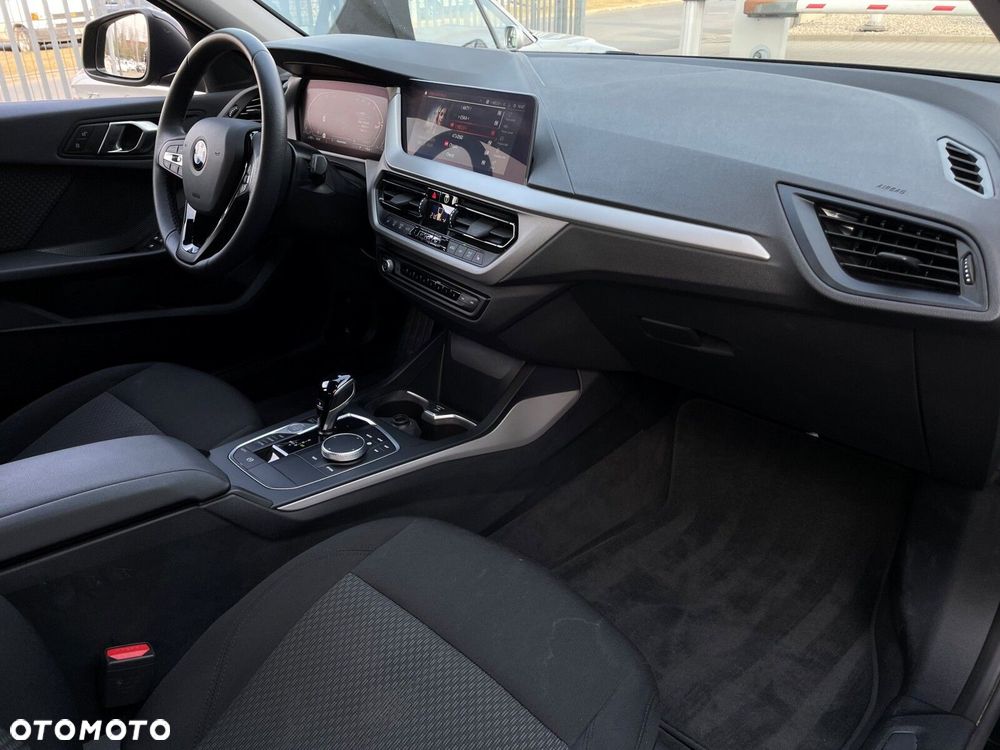 BMW Seria 1 - 12