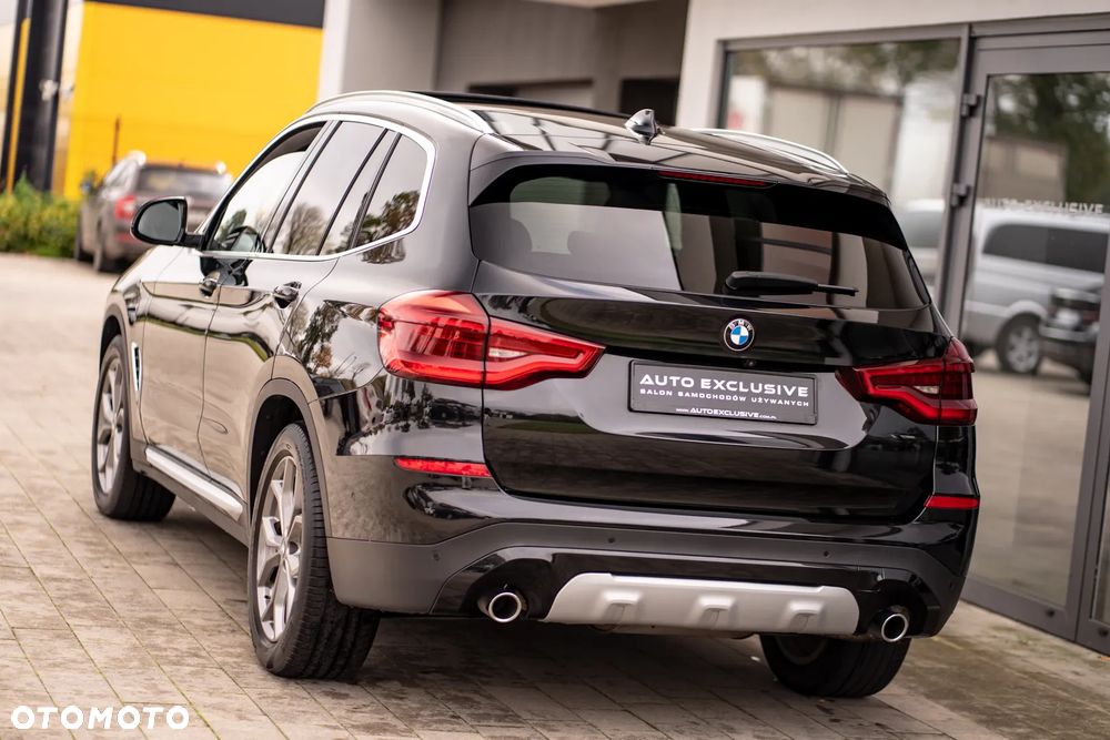 BMW X3 sDrive18d - 21