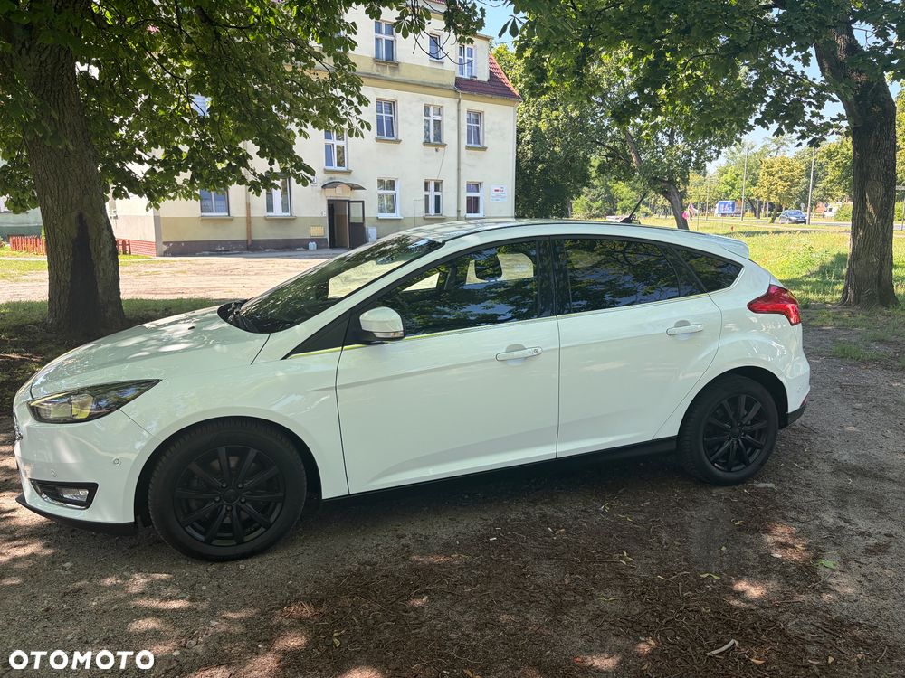 Ford Focus 1.5 EcoBoost STart-Stopp-System TITANIUM - 8