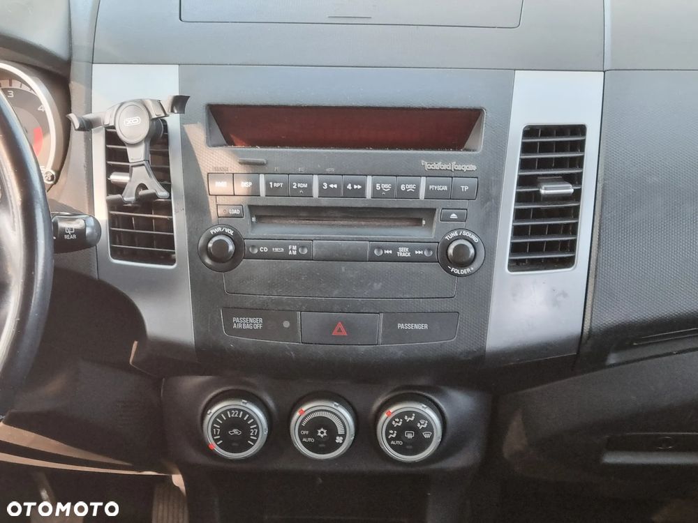 Mitsubishi Outlander 2.0 DID Invite SE - 35