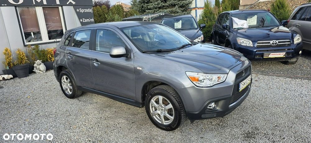 Mitsubishi ASX - 16