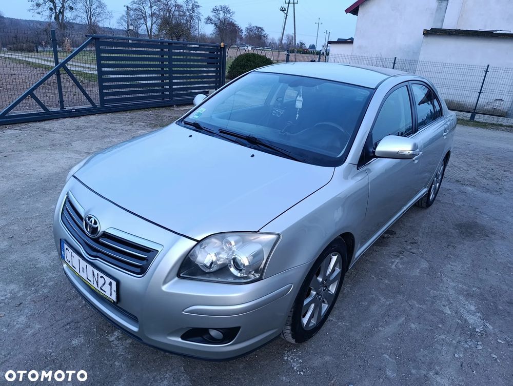 Toyota Avensis 2.0 D-4D Sol - 1