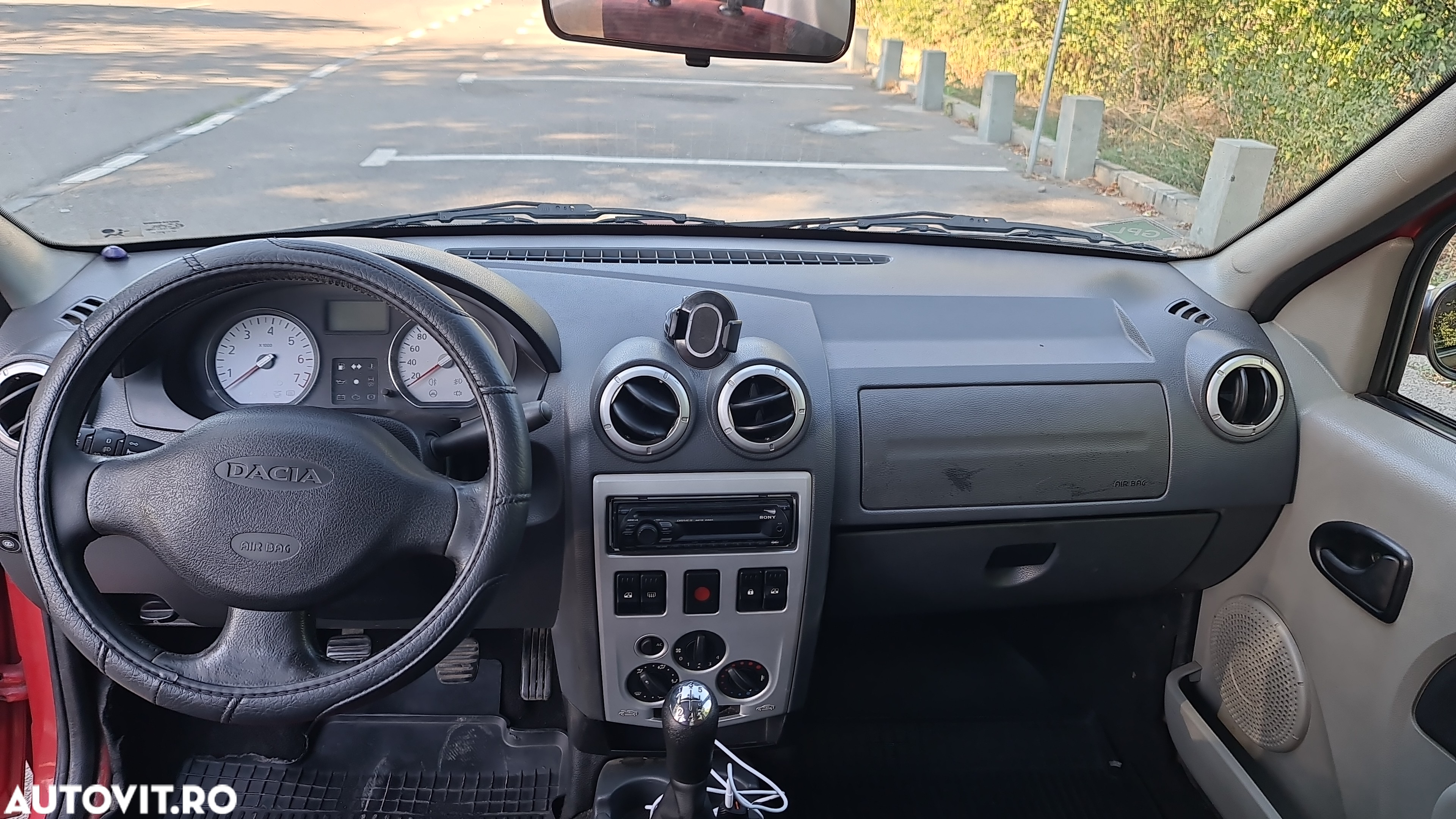 Dacia Logan 1.4 MPI Laureate Plus - 13