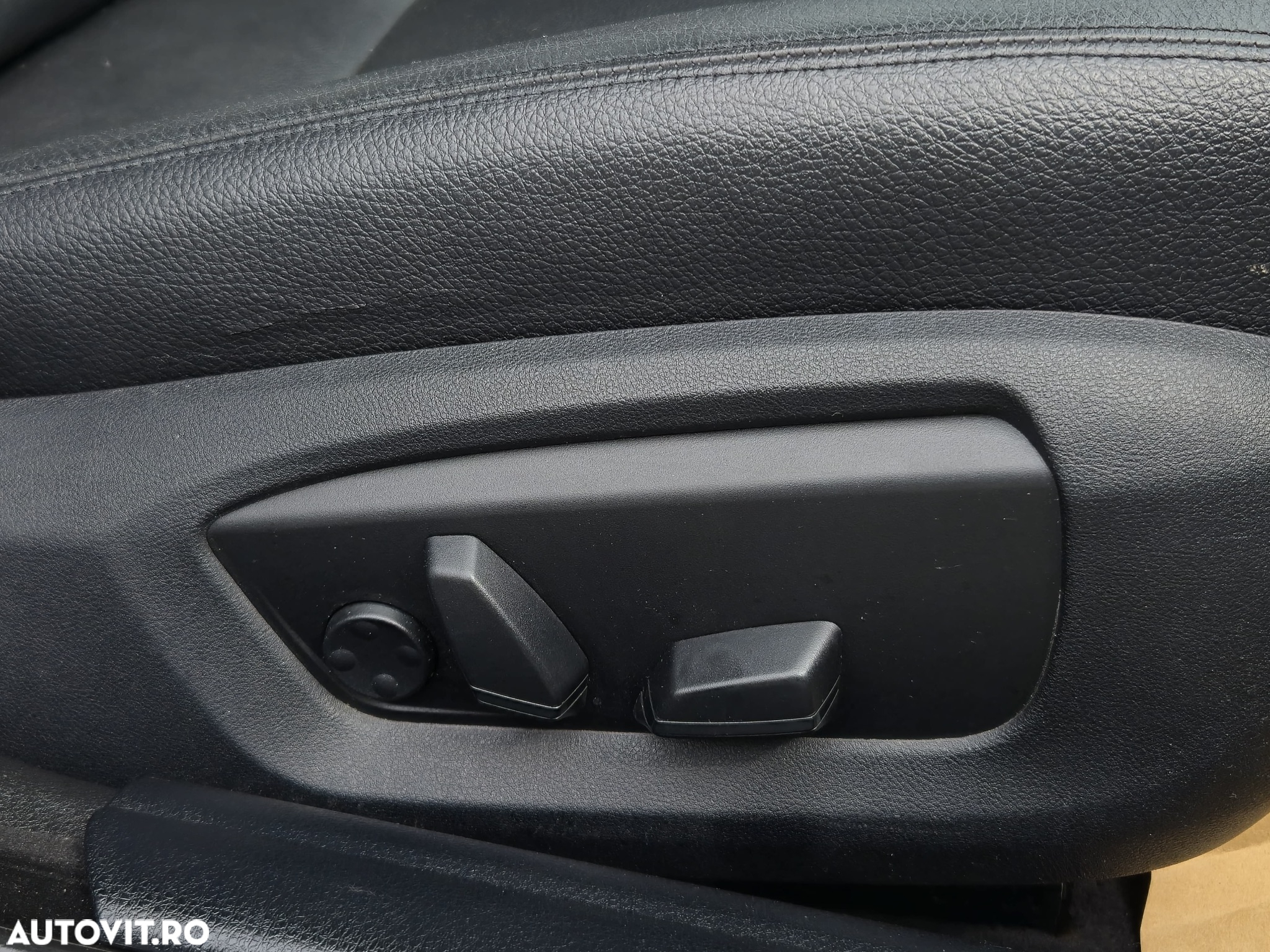 BMW Seria 5 525d Sport-Aut. Luxury Line - 8
