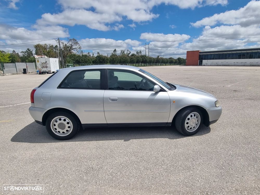 Audi A3 1.9 TDI Attraction - 3