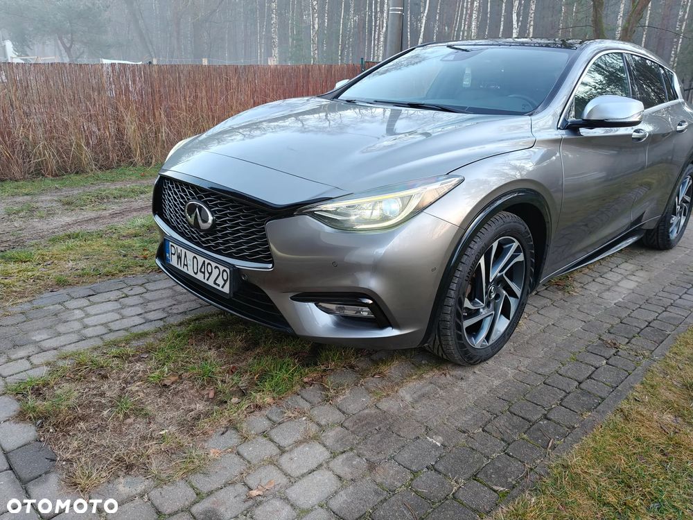 Infiniti Q30 2.2d DCT Premium - 8
