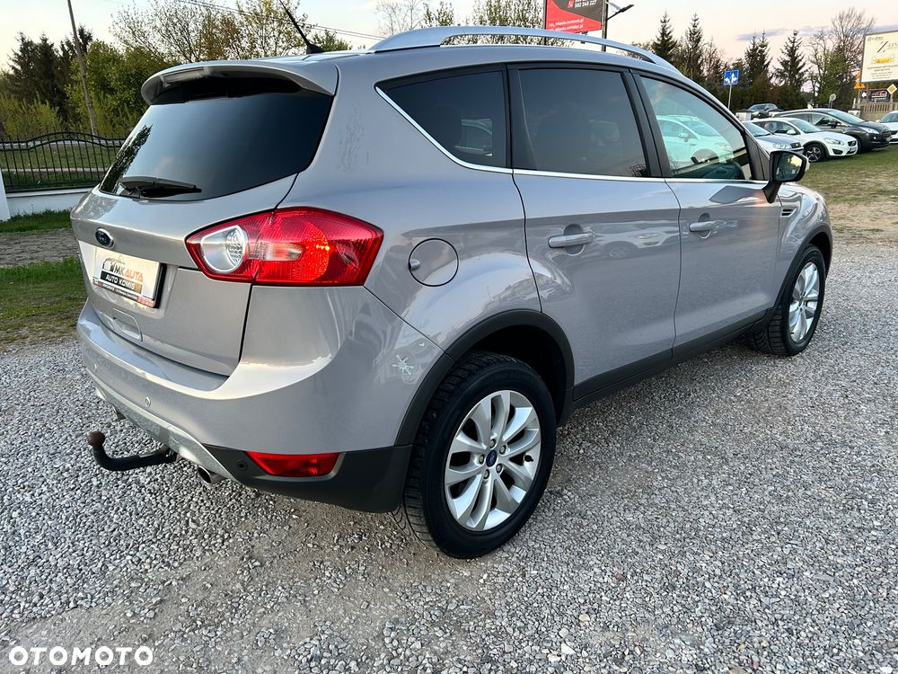 Ford Kuga 2.0 TDCi 2x4 Titanium - 11
