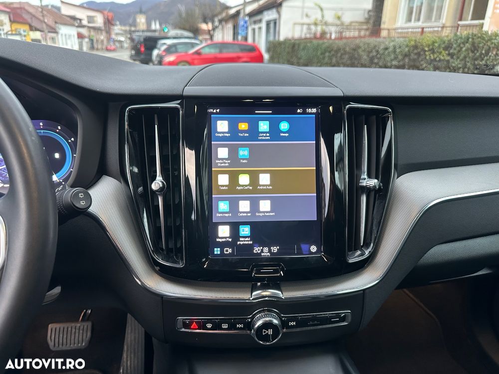 Volvo XC 60 B4 D Ultimate Dark - 25