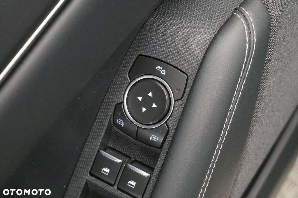 Ford Mustang Mach-E - 33