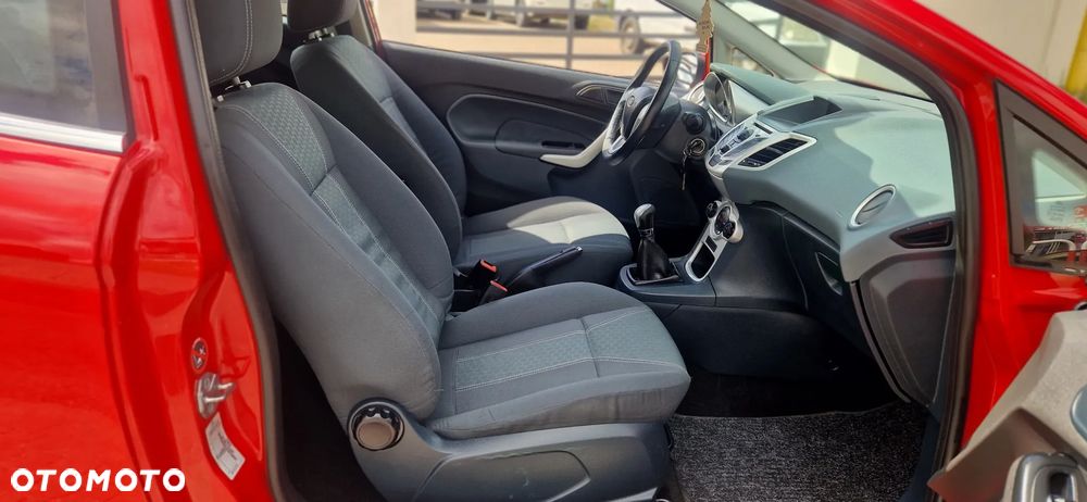 Ford Fiesta 1.25 SYNC Edition - 14