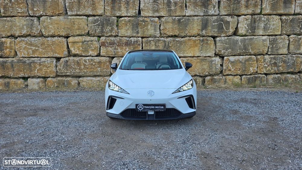 MG MG4 64 kWh Luxury - 5