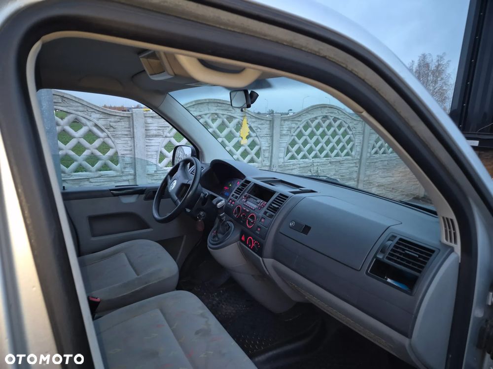 Volkswagen Transporter - 7